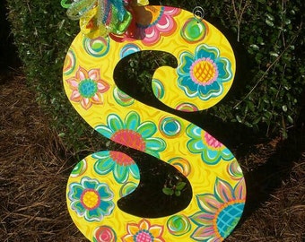 Happy happy happy 22 inch letter door hanger! Great spring and summer door decor! **any letter ** Every sign is a work of heART **