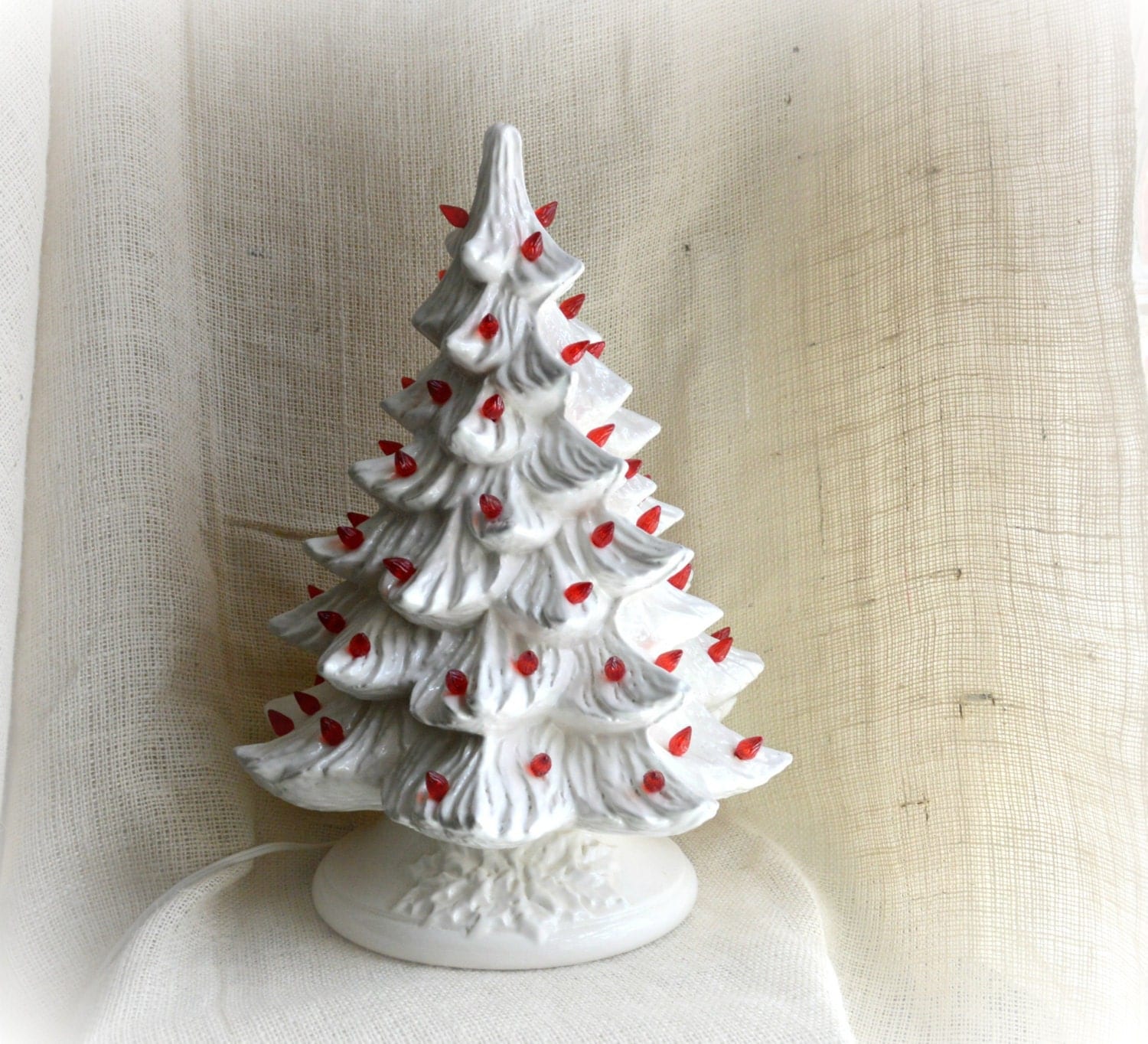 Vintage lighted white Ceramic Christmas tree // Atlantic mold