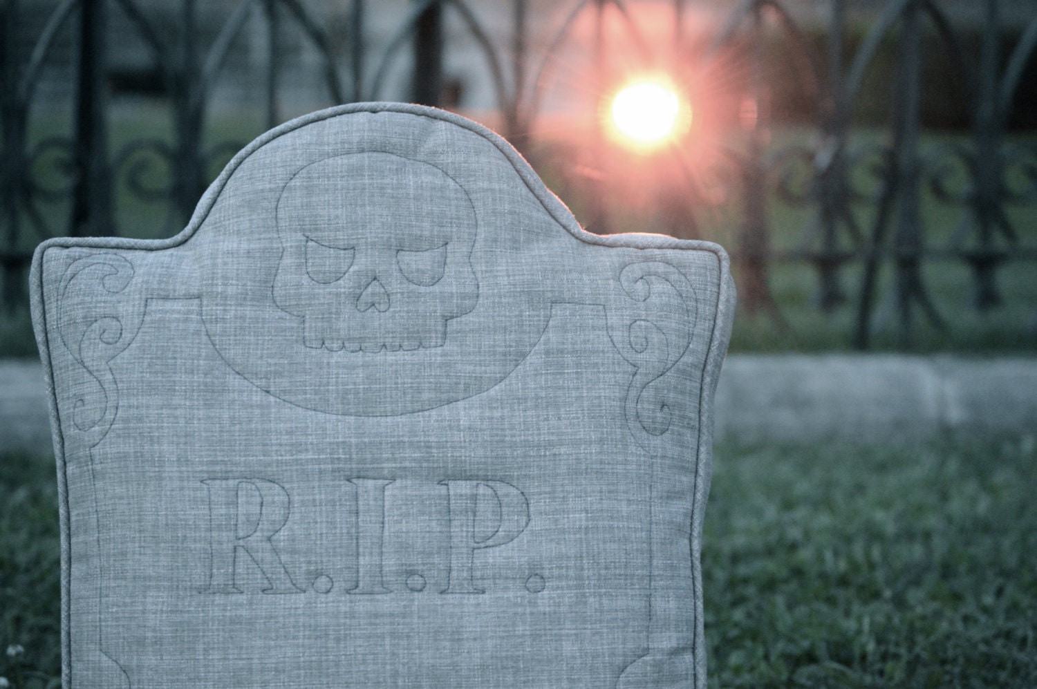 Tombstone Pillow PDF Sewing Pattern // Creepy Pillow pdf Pattern // RIP