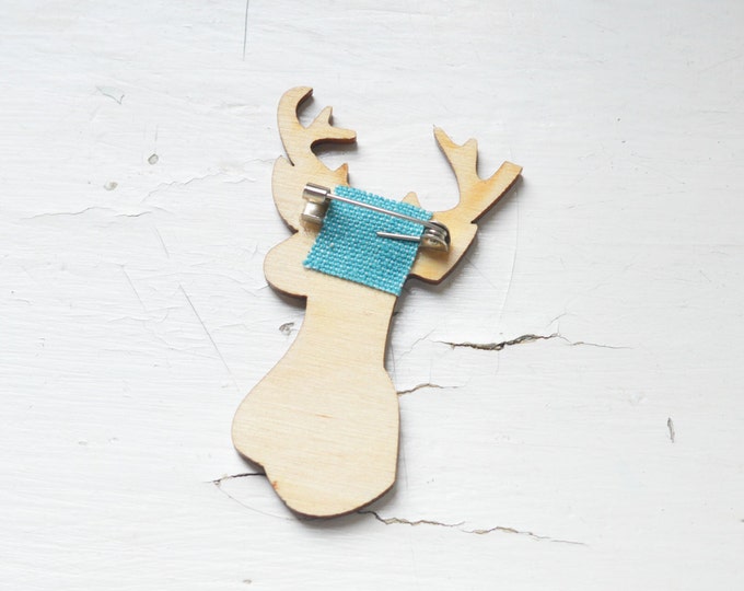 Oh, My Deer // Wooden brooch is covered with ECO paint // Laser Cut // 2016 Best Trends // Fresh Gifts // Nature & Animals // Geometric