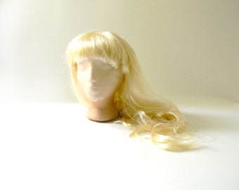 Vintage Women's Long Blonde Wig / Halloween Costume