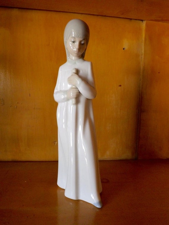 Vintage Lladro Zaphir Young Girl Figurine with Candle Made In