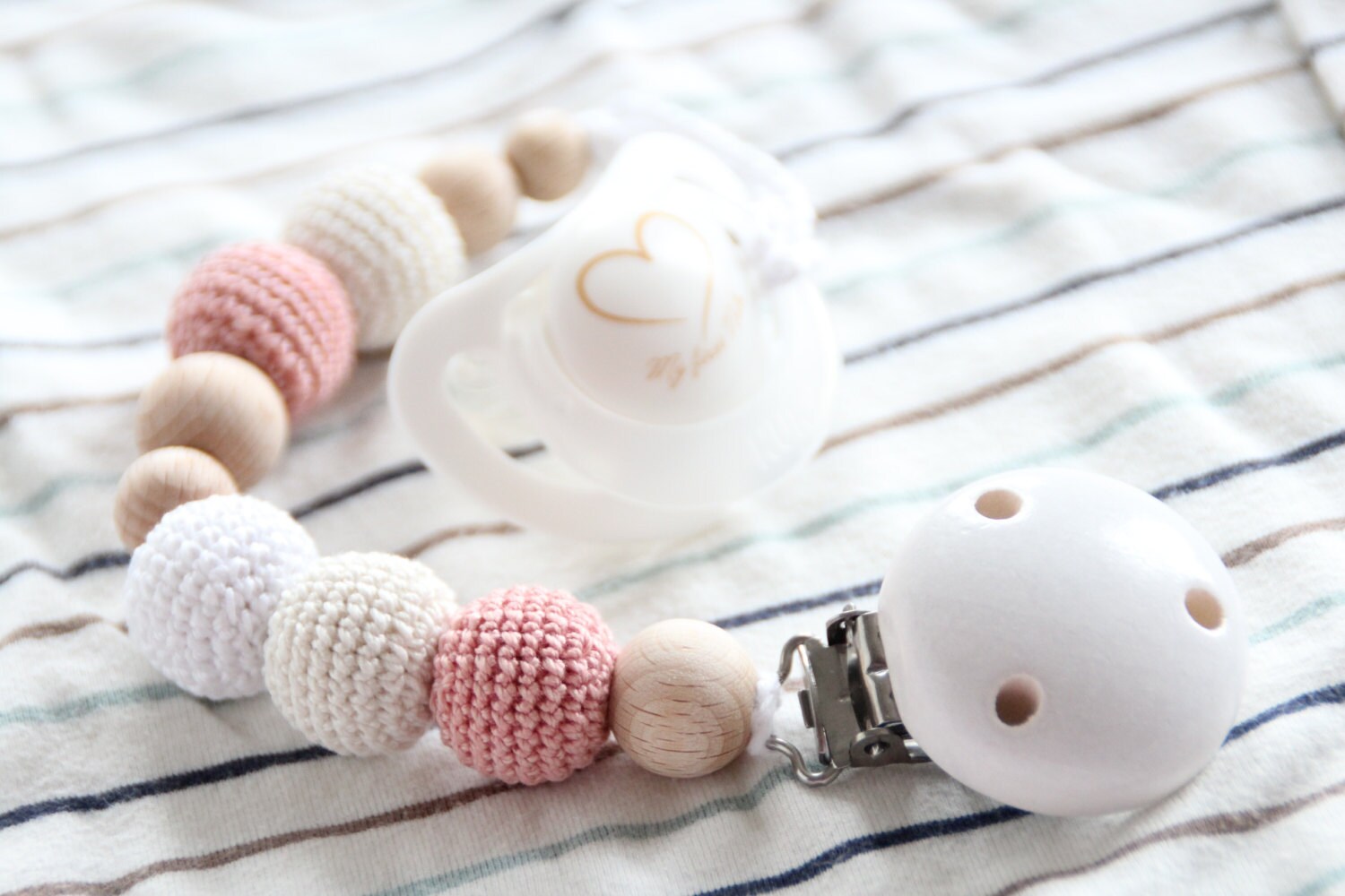 NEW Baby pacifier clip / Natural and stylish / Beads are safe