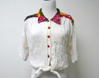 SALE!!! . La Femme . 1980s vintage tie-front top . red floral print shoulders . button down . large