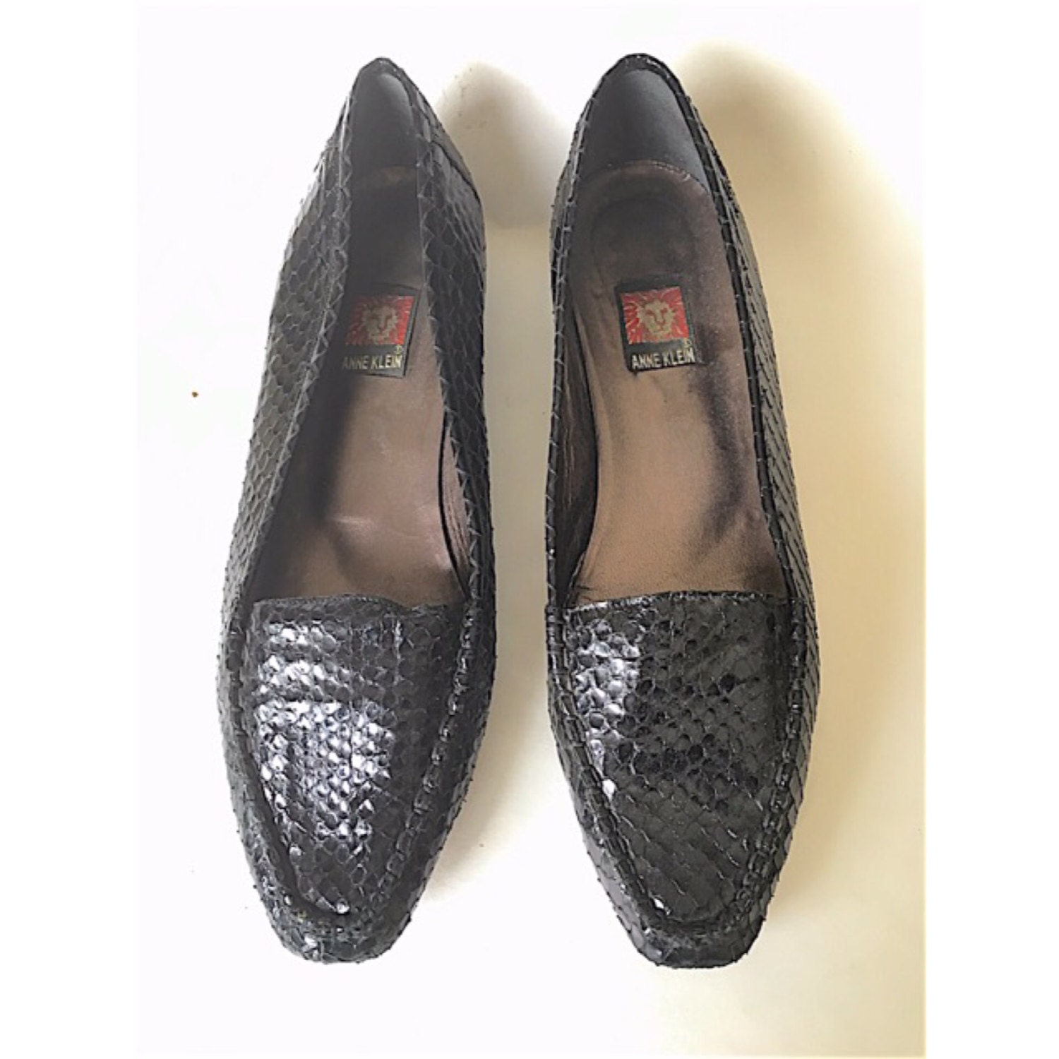 Anne Klein Flats black snake skin scales shiny leather vintage