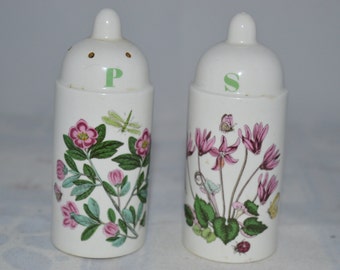Floral salt and pepper shakers / flowers / white / green / purple / salt and pepper / shakers / floral shakers / salt and pepper shakers