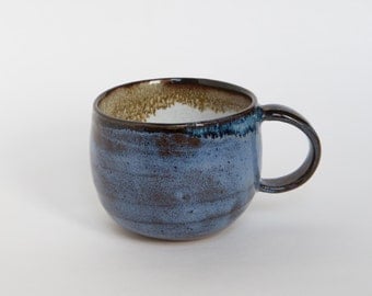 Stoneware Mug in Blue