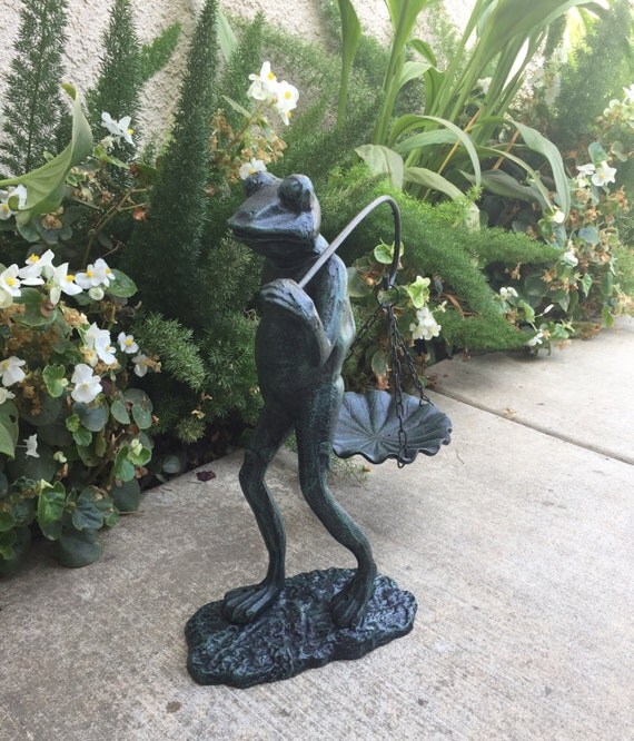Frog Statue Bird Feeder Garden