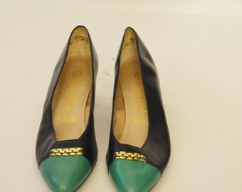 Vintage Women's Blue and Turquoise Low Heel Shoes Leather Shoes Size 6 b Van Dal Made In England