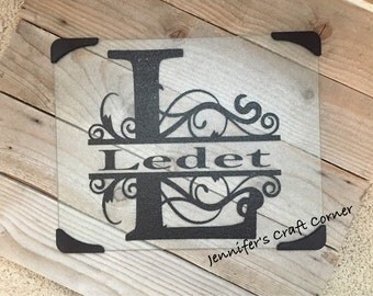 Personalized Cutting Board, Wedding Gift, Anniversary Gift, Monogrammed Cutting Board, Co Worker Gifts, Mother's Day, Mom Gift, Momogramm
