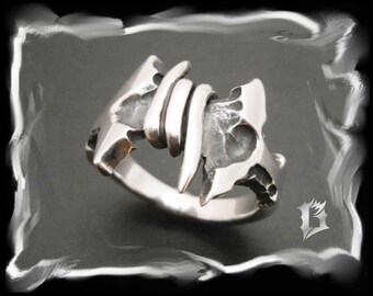 Silver ring, tribal gothique inspiration, barbed wire #307