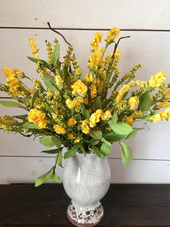 Yellow flowers yellow arrangement Spring flowers Summer