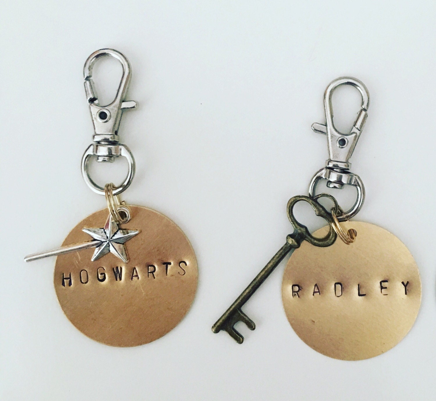 Harry Potter-Hogwarts key ring or PLL-Radley key ring
