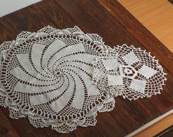 Set of 2 Vintage Ukrainian White Crochet Napkin White doily Crochet serviette Old overlay Lace 1940s pair of vintage lace doiles handmade