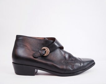 vintage ETIENNE AIGNER black genuine leather buckle ankle boots Women's SZ 7 vintage shoes