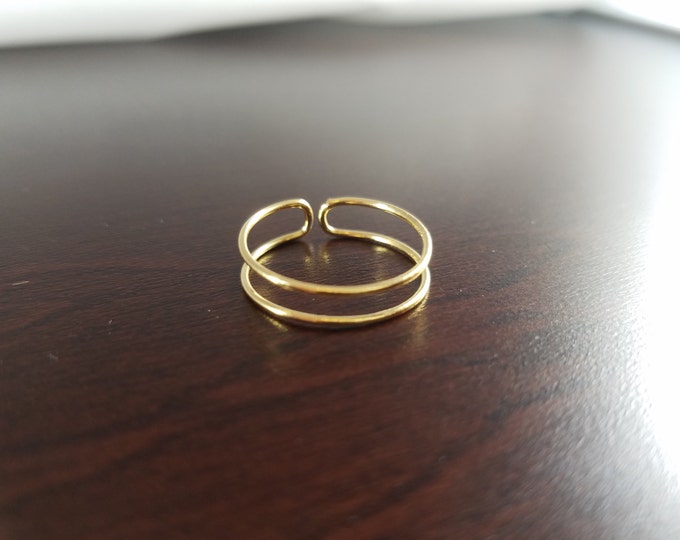 Thin Plain Gold Ring with Double row. adjustable size