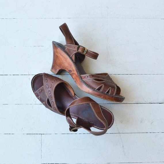 Finerra wooden wedge shoes vintage 70s wood platforms