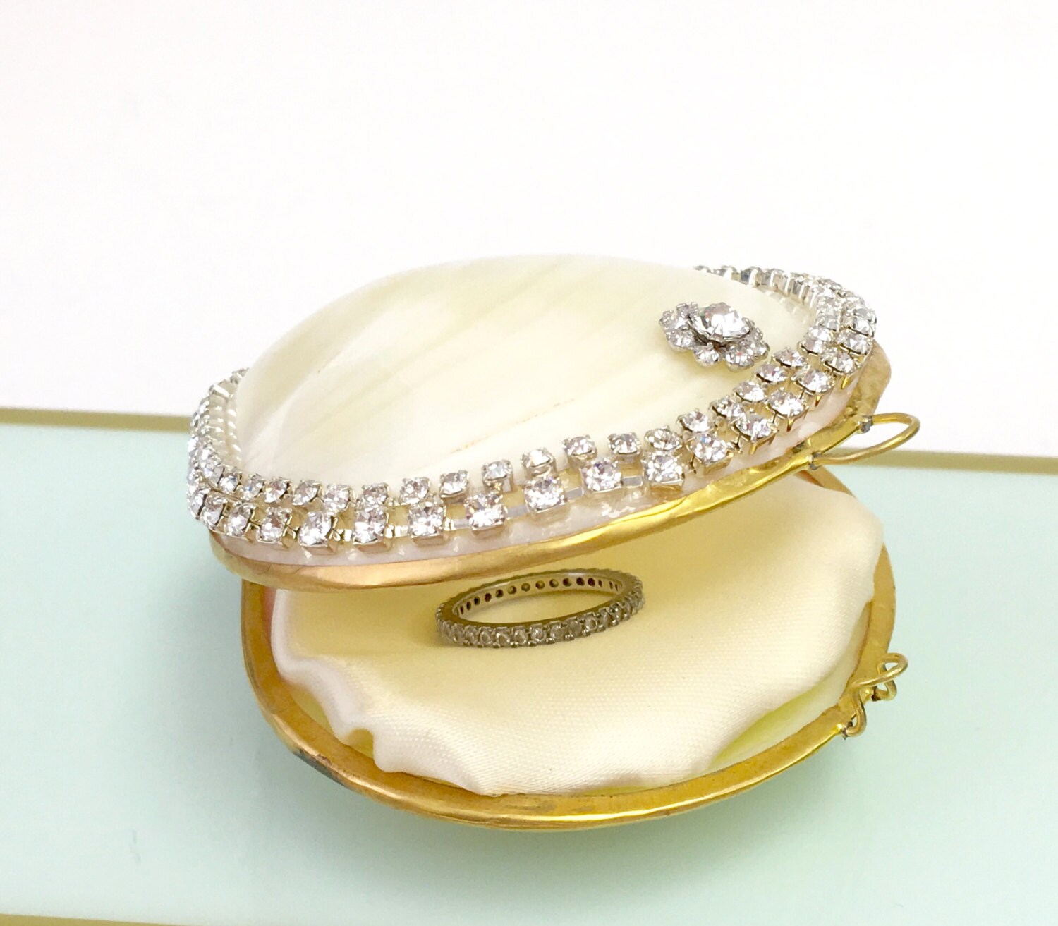 Seashell Ring Box with Swarovski Crystal by SeashellCollection