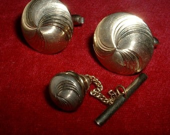 Vintage SWANK Cufflinks & Tie Tack SET Machined Gold Swirl Domes Mid Century 1950 Unisex