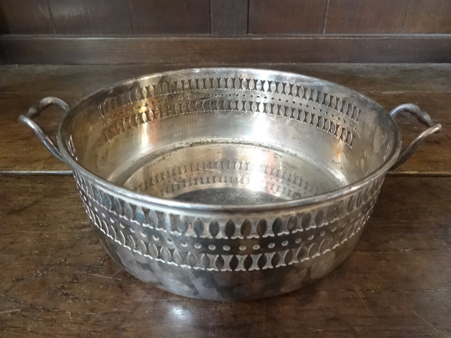 Vintage English EPNS Silver Plate Metal Bread Basket Bowl