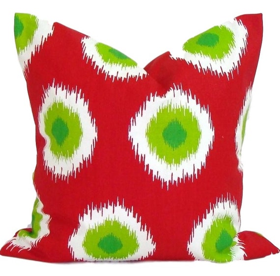 CHRISTMAS PILLOW.22x22 inch.Holiday Pillow Cover. Decorative