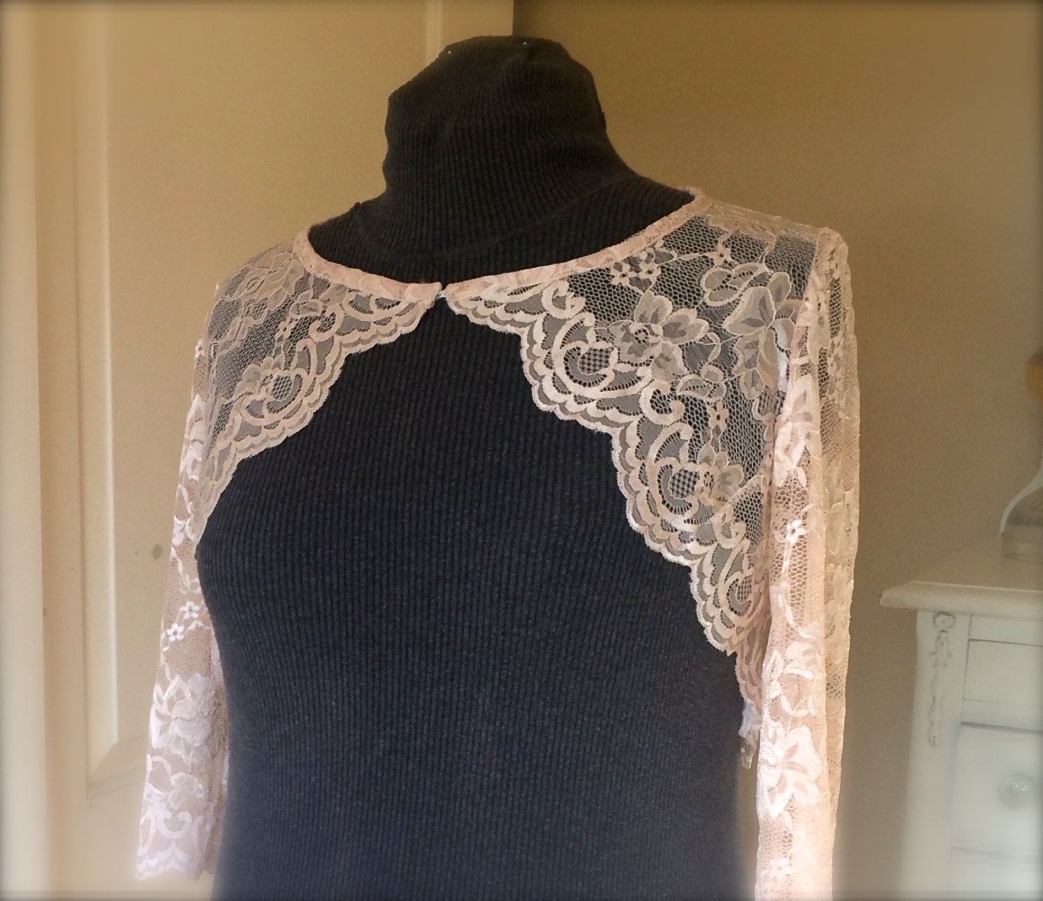 Blush Stretch Lace Wedding/Prom Shrug/Bolero/Jacket . Small