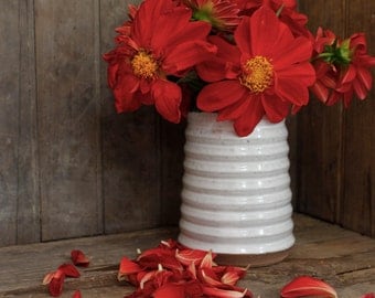 White Pottery Vase // Ceramic Vase