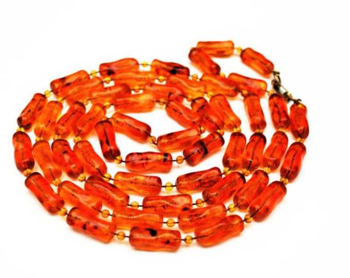 Bead necklace - Amber Orange - Lucite plastic nugget - 48 inches vintage plastic