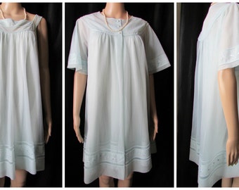 SHADOWLINE NIGHTGOWN ROBE vintage 60's Size Large Peignoir lingerie Pale blue nylon