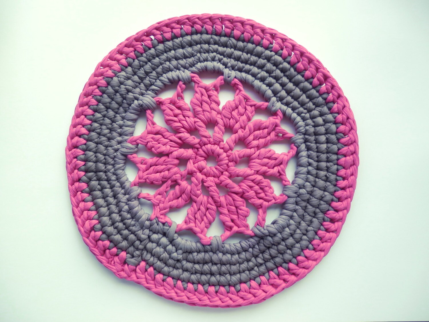 Zpagetti vloerkleed gehaakt tapijt van handmadetocelebrate op etsy Bruine keuken en huishoudelijke
