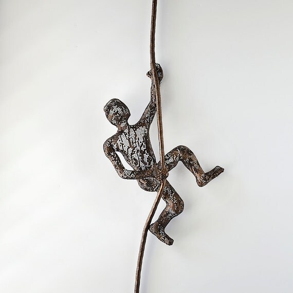 3d wall art Wall hanging Climbing man on rope Metal