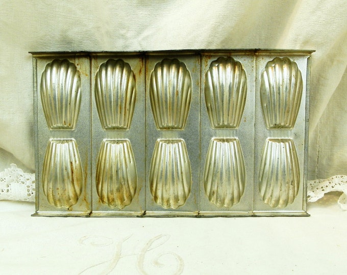 Vintage French Madeleine Cake Mold / French Baking / French Decor / French Baking Tin / Kitchenware / Kitchenalia / Cooking / French Kitchen Vintage French Madeleine Cake Mold / French Baking / French Decor / French Baking Tin / Kitchenware / Kitchenalia / Cooking / French Kitchen