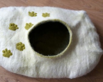cat cave, dog bed, cuddly, cozy