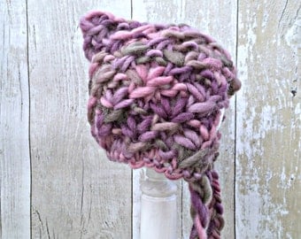 Baby Elf Hat, Knitted Baby Bonnet, Baby Pixie Bonnet, Baby Girl Bonnet, Newborn Elf Hat, Knit Pixie Hat Baby, Baby Hats for Girls Bonnet