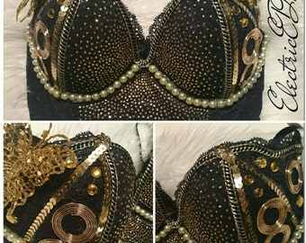 32C black and gold rave bra