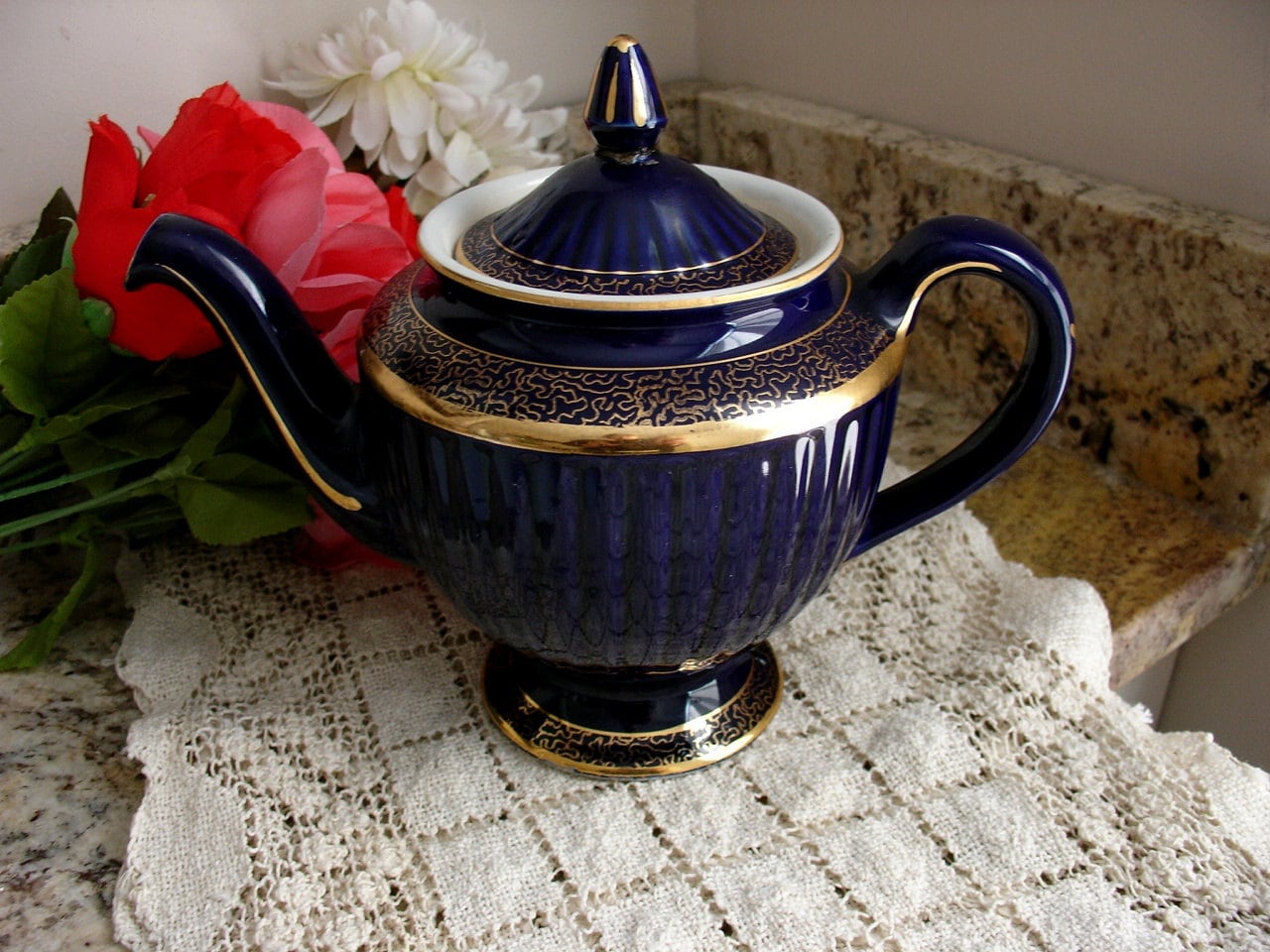 Hall Pottery USA 083 Cobalt Blue Vintage Ribbed Design 6 Cup