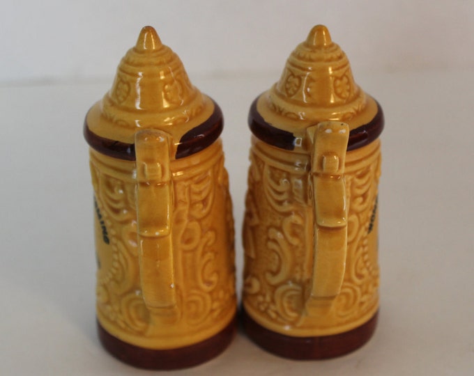 Vintage Beer Stein Salt and Pepper Shakers, Kitchen Collectible, Wyoming Souvenir