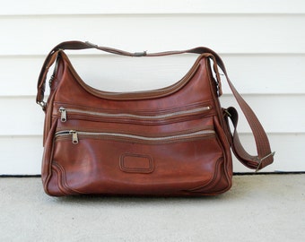 1970s bag - camera bag or gym bag - great for long day out