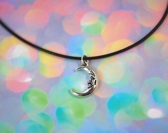 Moon Face Necklace Moon Choker / Kawaii Crescent Moon Necklace / Pastel Grunge Necklace 90s Grunge Choker Jewelry / Moon Charm Necklace