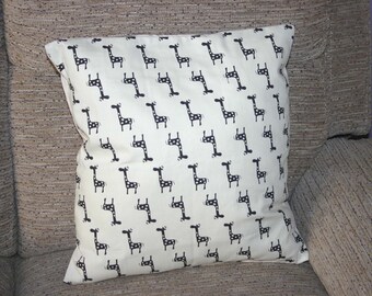 Set of 4 Grey Yellow /& Black Giraffe 18 inch or Large 20 inch Cushion Covers