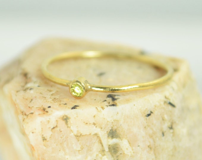 Tiny Topaz Ring, Solid 14k Gold Topaz Ring, Topaz Stacking Ring, Topaz Mothers Ring, November Birthstone, Topaz Ring, Dainty Gold Topaz Ring