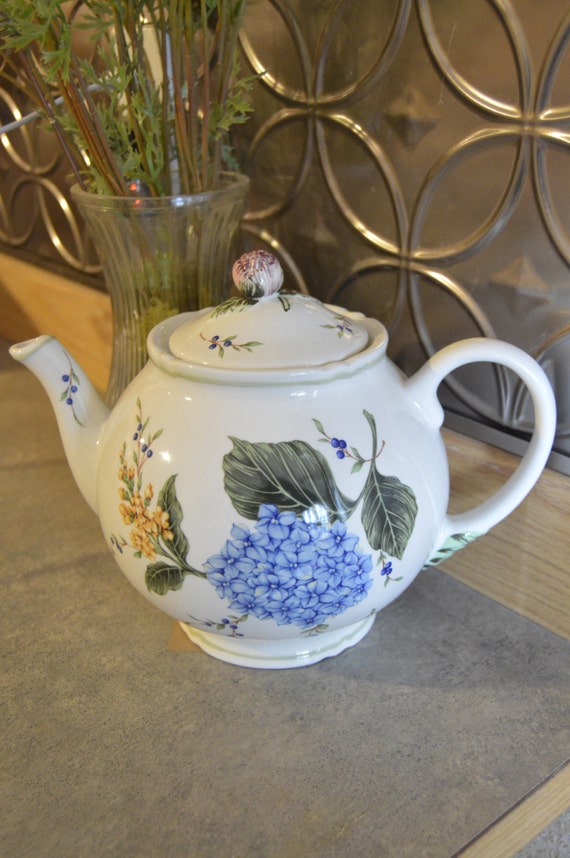1090 Princess House Vintage Garden Teapot Princess House