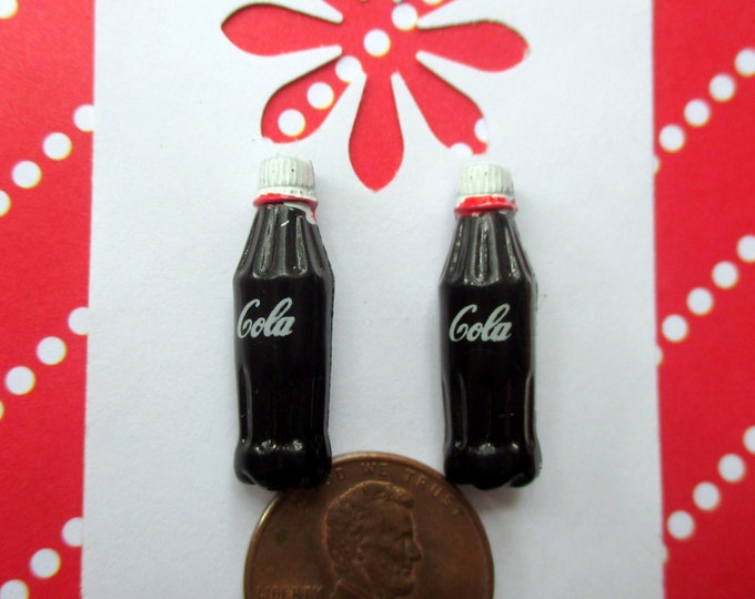 Soda pop earrings-Cola earrings-soda studs-coca cola studs-Novelty earrings-Food earrings-Food jewelry-coke-tween earrings-cute teen gifts