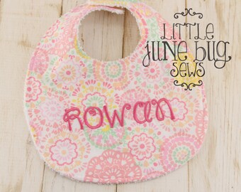 Girly Pink Personalized bib and burp cloth set, Baby Girl gift set, Personalized Baby Bib and Burp Cloth, Girly Bib and Burp Cloth Set