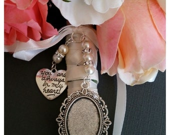 Beautiful Wedding Bouquet Photo Charm Silver Photo Frame Bridal Bouquet Locket and Heart Charm with a clear cover & Gift Bag