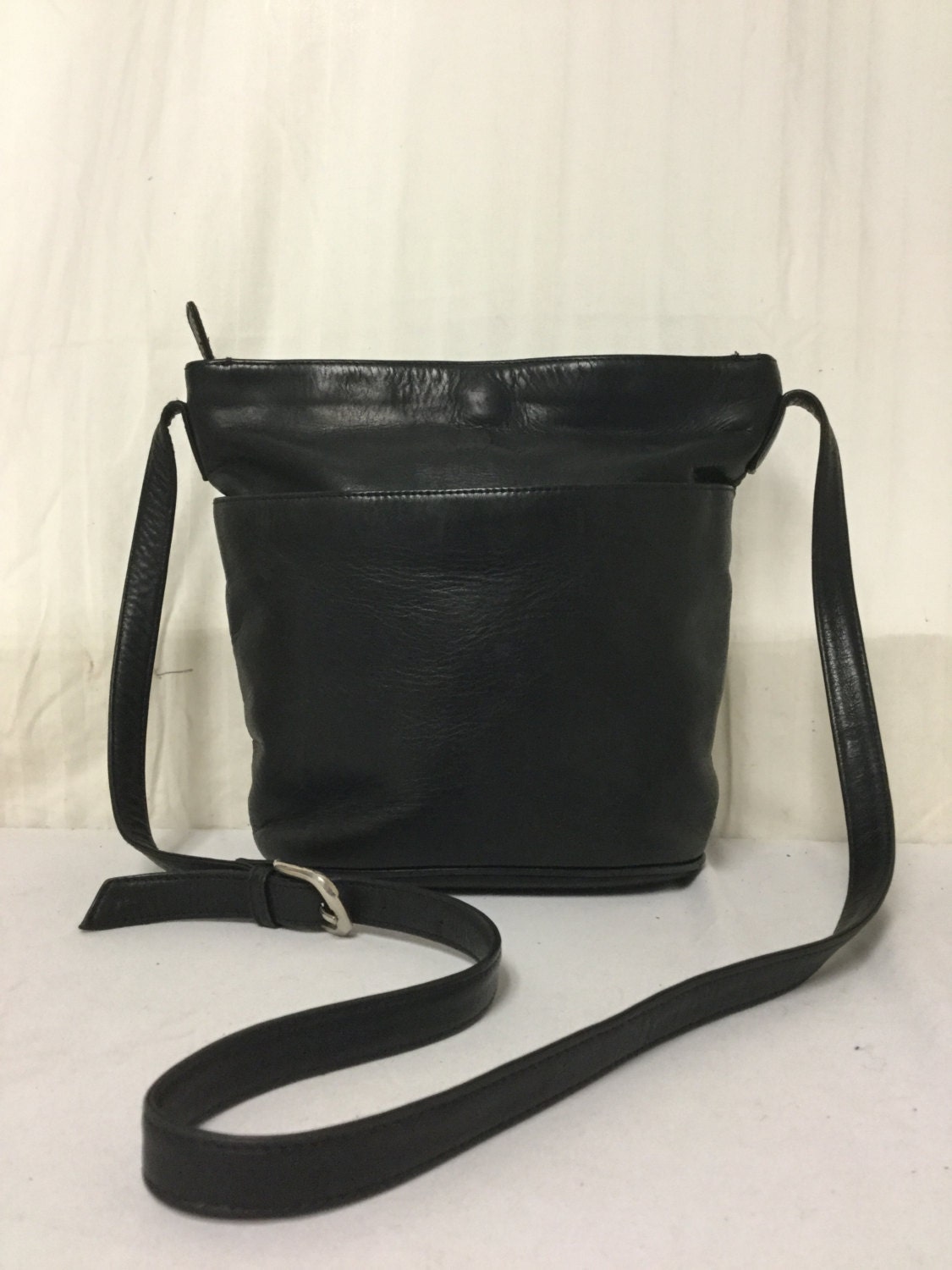 GH Bass Leather Pursebagblack leatherShoulder Bag
