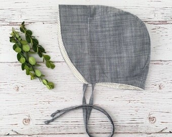 baby bonnet // baby sun bonnet // reversible bonnet // baby hat // baby sun hat // sunbonnet // chambray bonnet