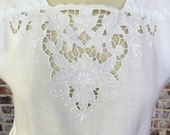 1980s Paper White Linen Cutwork Lace dress Pinafore