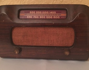 Vintage 1940's Philco Tube Radio, Model 46-421, Tabletop Radio, Retro Radio