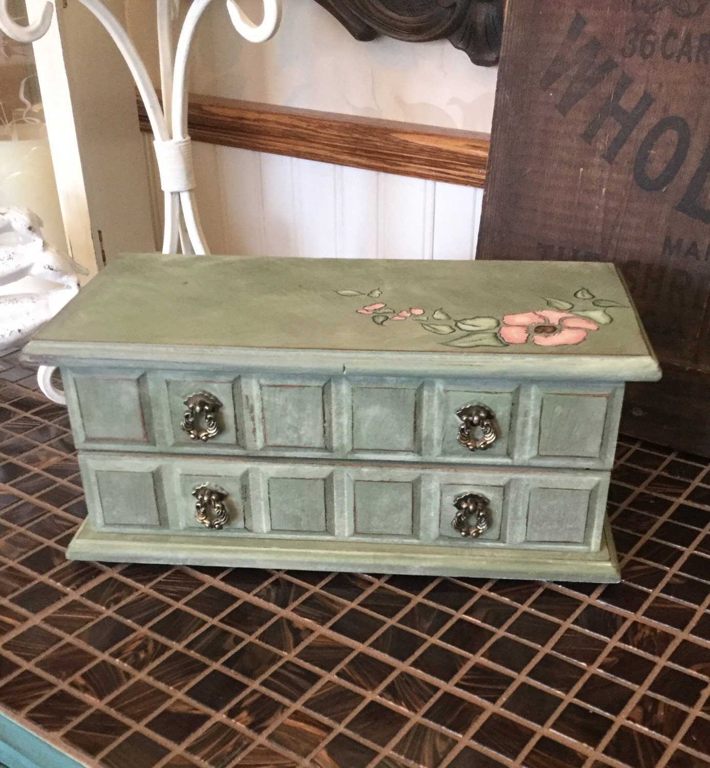 Jewelry Box // Painted Wood Vintage Jewelry Box // Upcycled